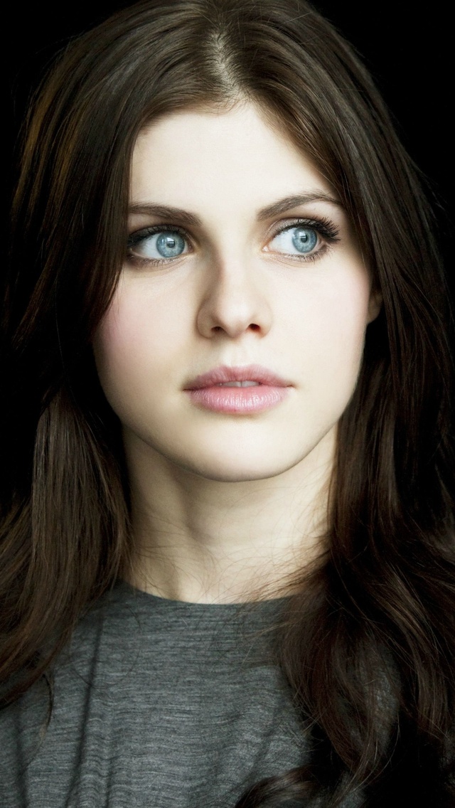 640x1136 Alexandra Daddario Beautiful Eyes 4k iPhone 5,5c,5S,SE ,Ipod Touch  HD 4k Wallpapers, Images, Backgrounds, Photos and Pictures