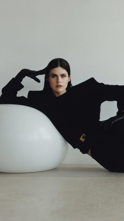 412x732 Alexandra Daddario Numero Magazine 2023 412x732 Resolution HD