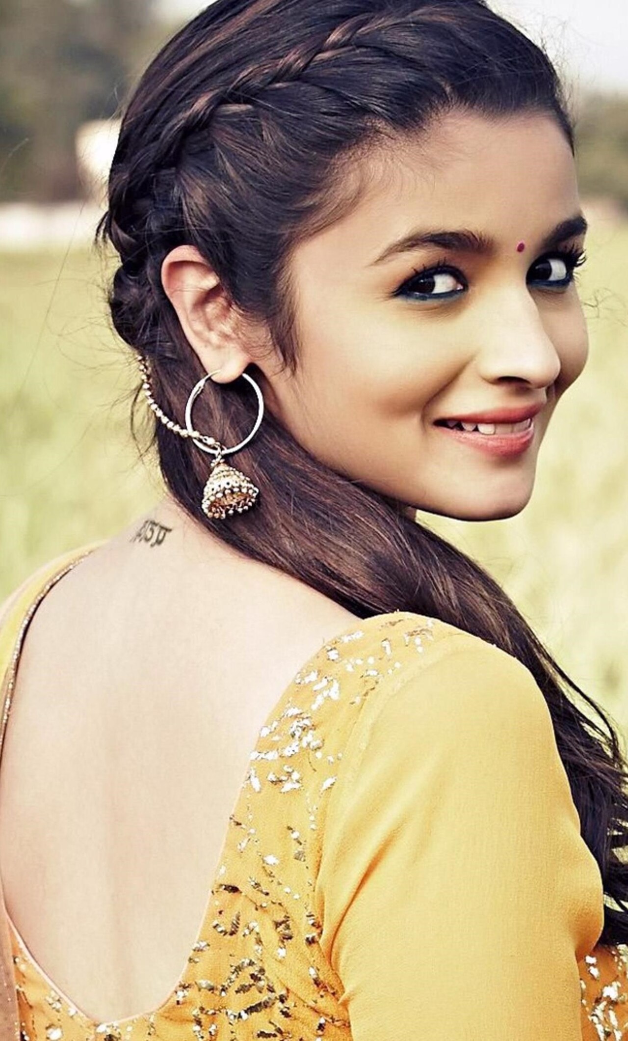 HD wallpaper: Alia Bhatt Cute Looks, alia bhatt, female celebrities,  actress | Wallpaper Flare