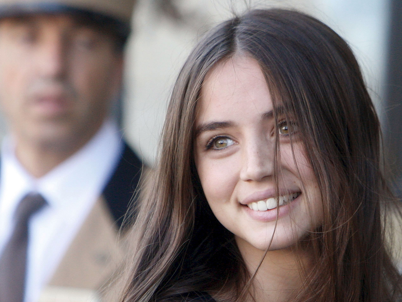 1280x960 Ana De Armas Cute Smile 4k 1280x960 Resolution HD 4k ...