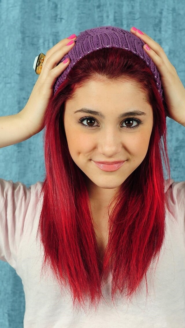 Ariana Grande Dark Red Hair