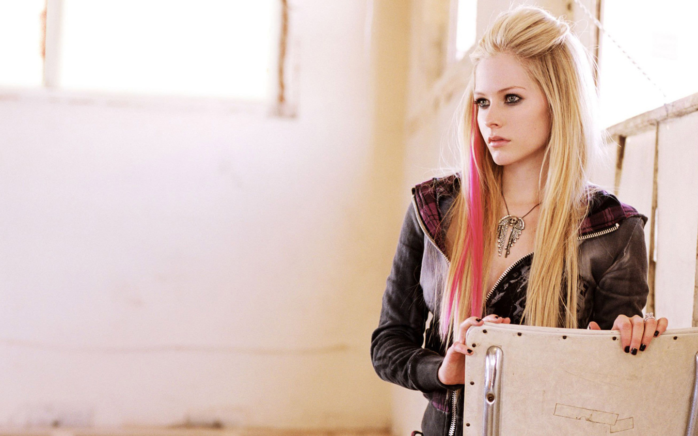 Photos is avril lavigne bisexual