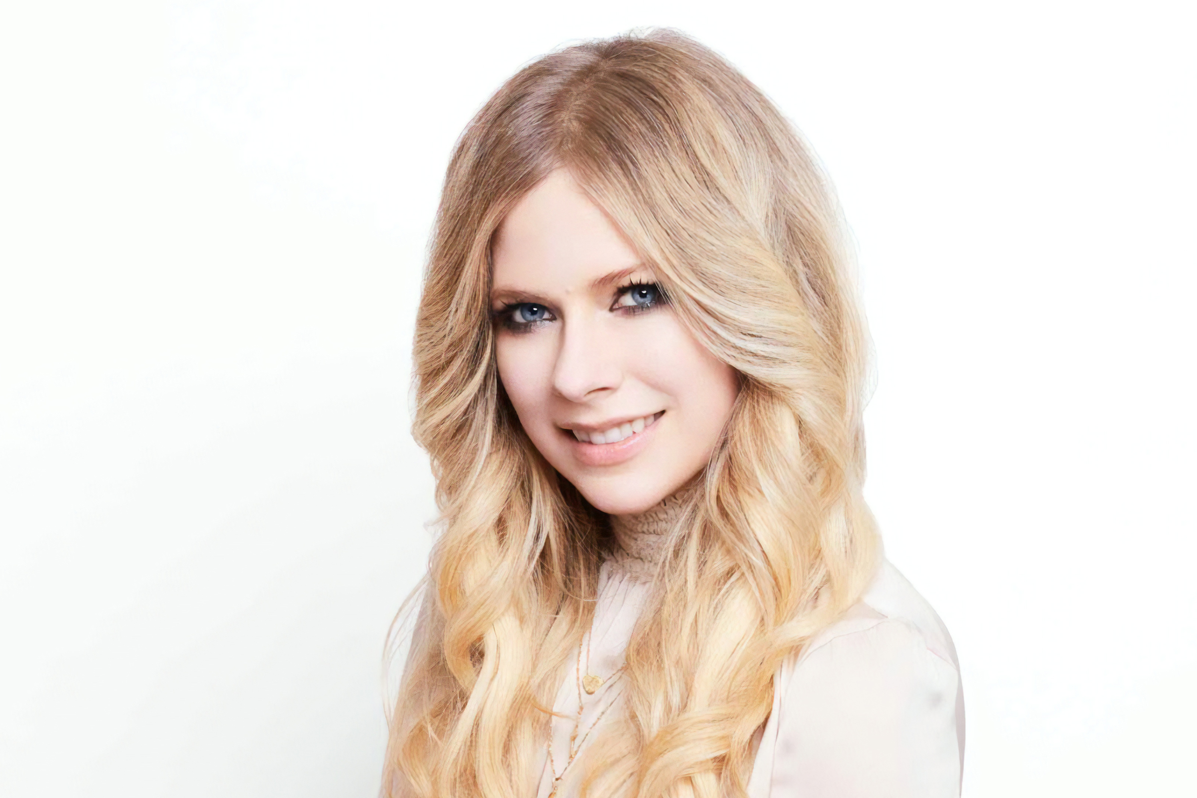 3840x2560 Avril Lavigne Cosmopolitan Japan 3840x2560 Resolution HD 4k