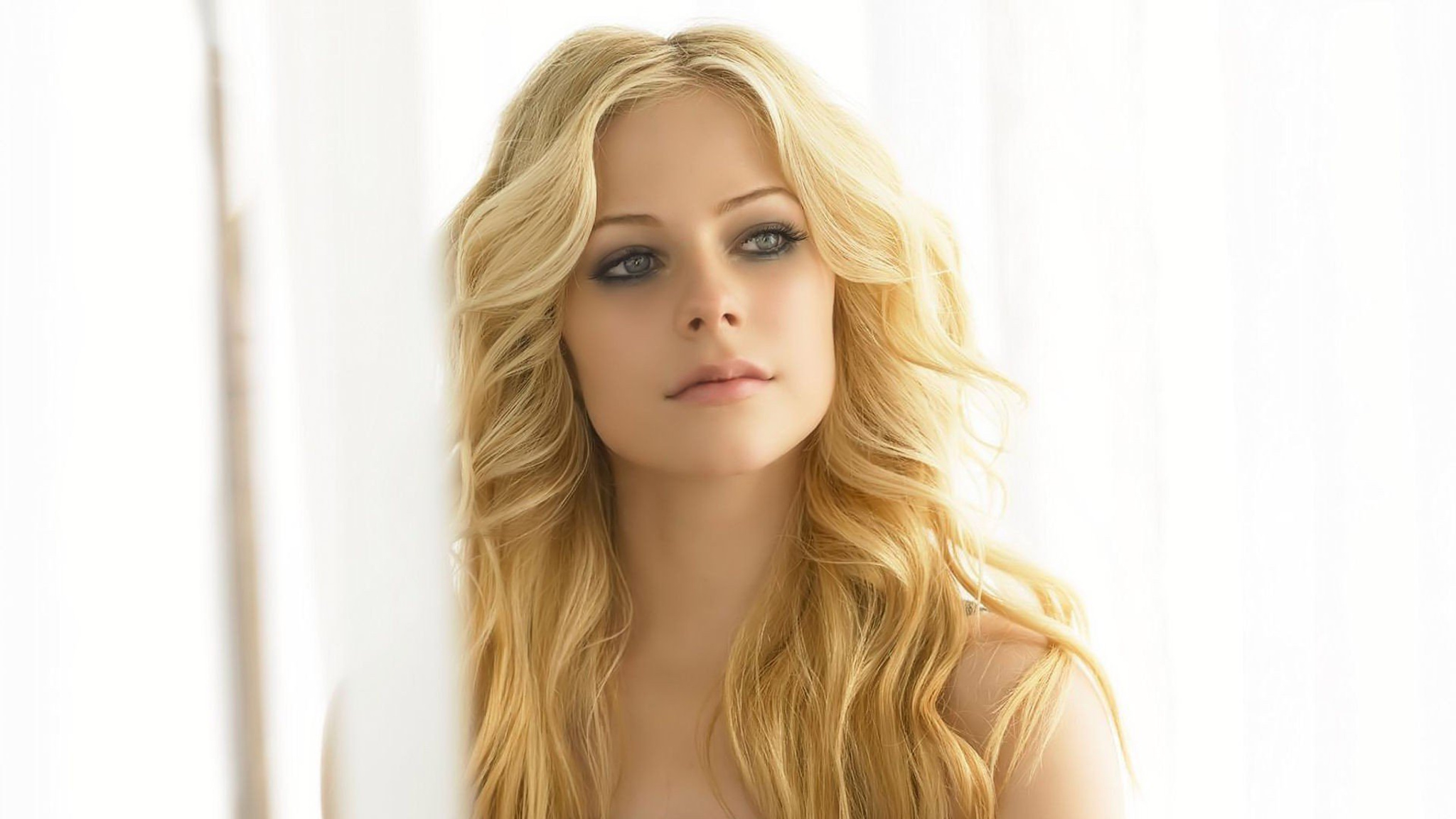 Девушка натуральная блондинка. Девушка натуральная блондинка. Модели с длинными волосами. Девушка натуральная блондинка. Красивый блонд.