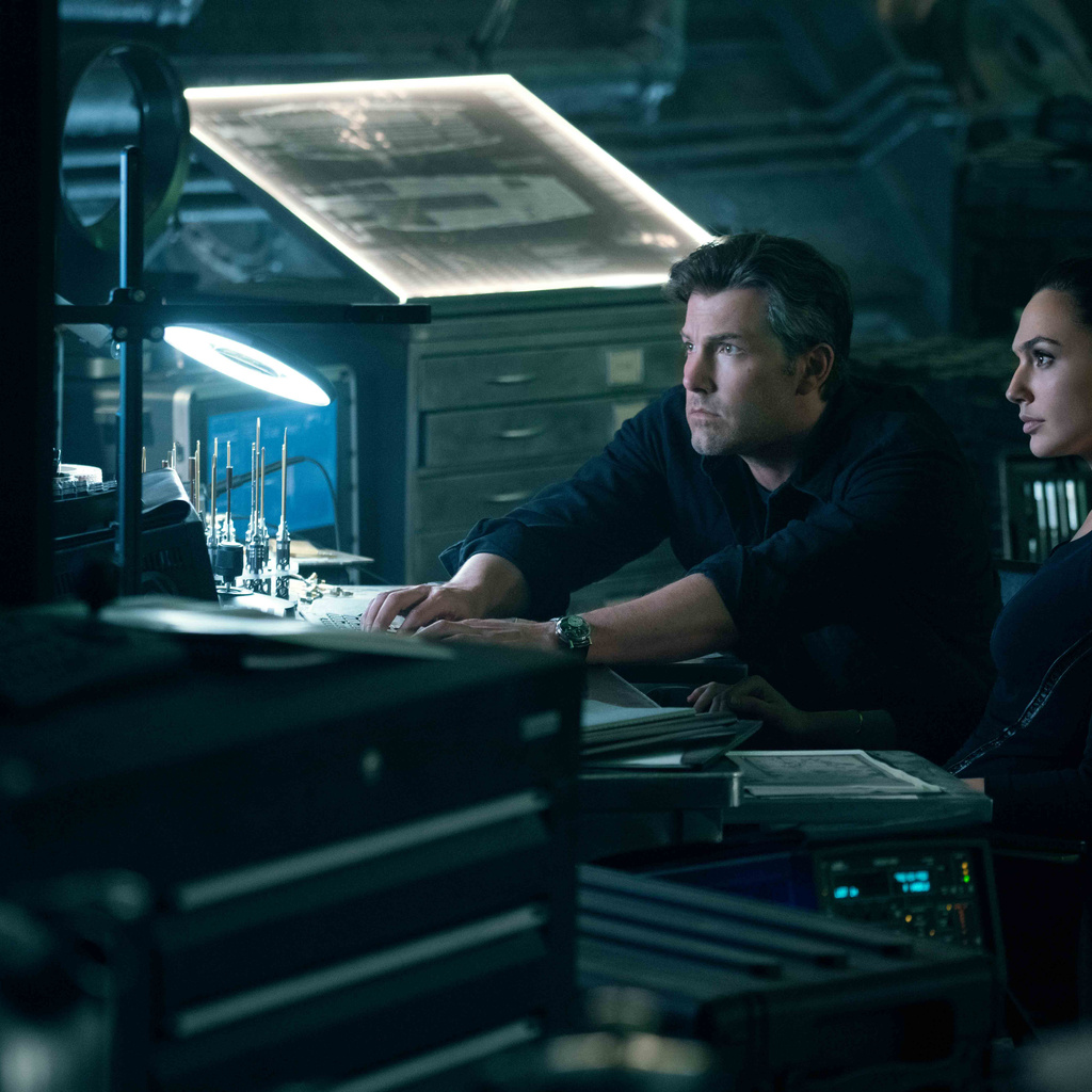 1024x1024 Ben Affleck And Gal Gadot In Justice League 1024x1024 ...