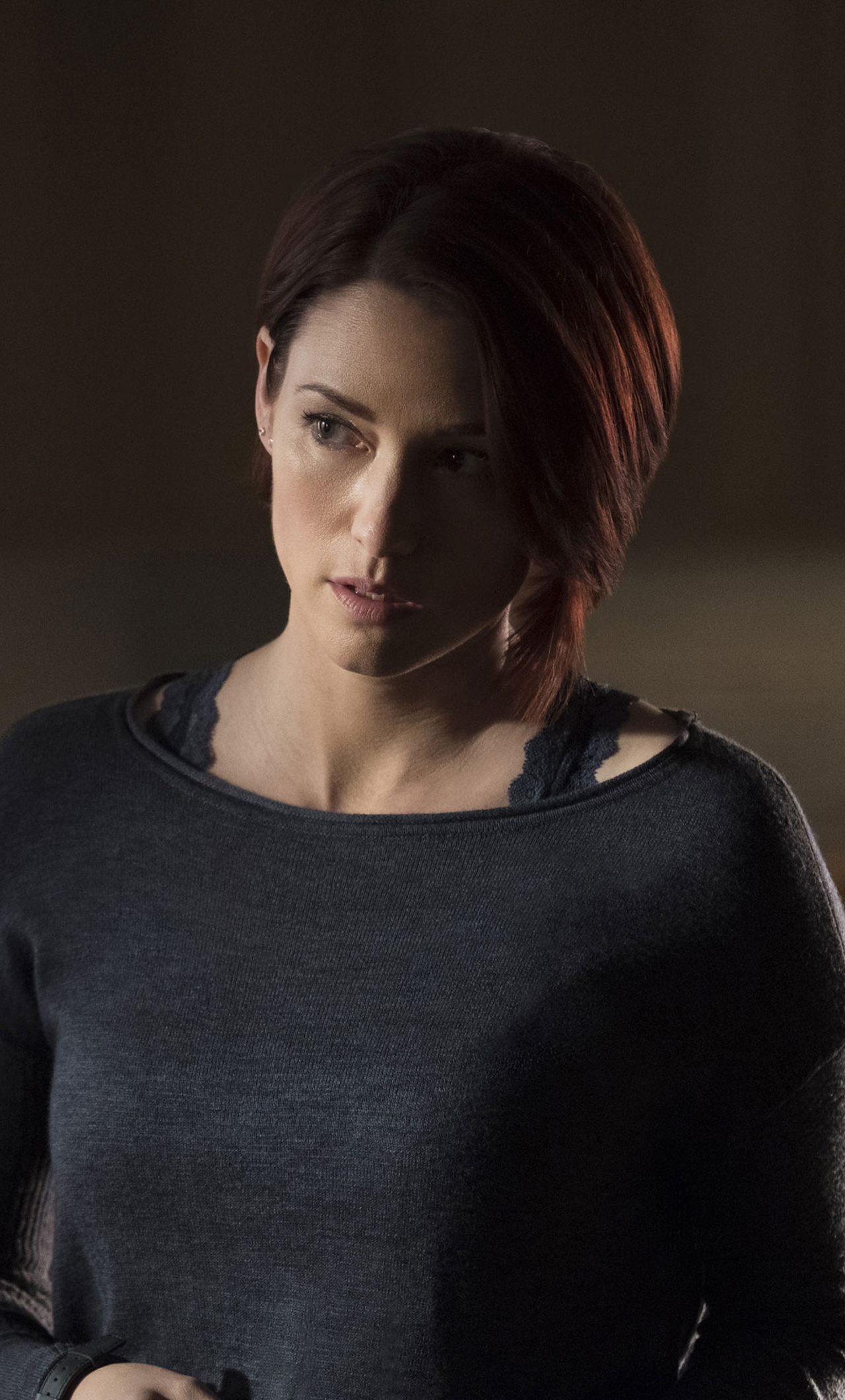 Chyler Leigh As Alex Danvers Supergirl Tv Series In 1280x2120 Resolution. c...