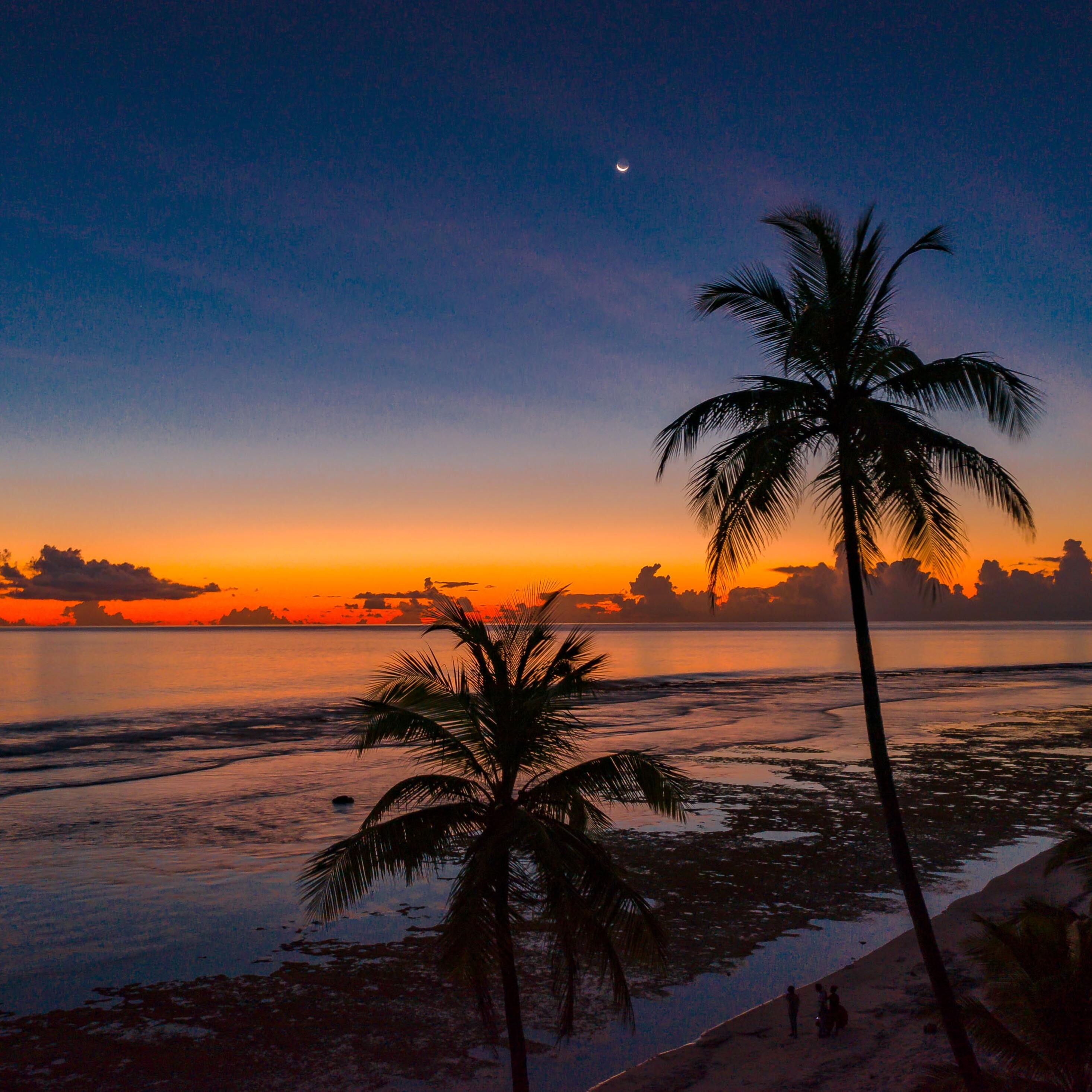 Шри солнце. Сансет Бич Мальдивы. Индийский океан Гоа. Шри Ланка закат. Гоа Сансет океан.