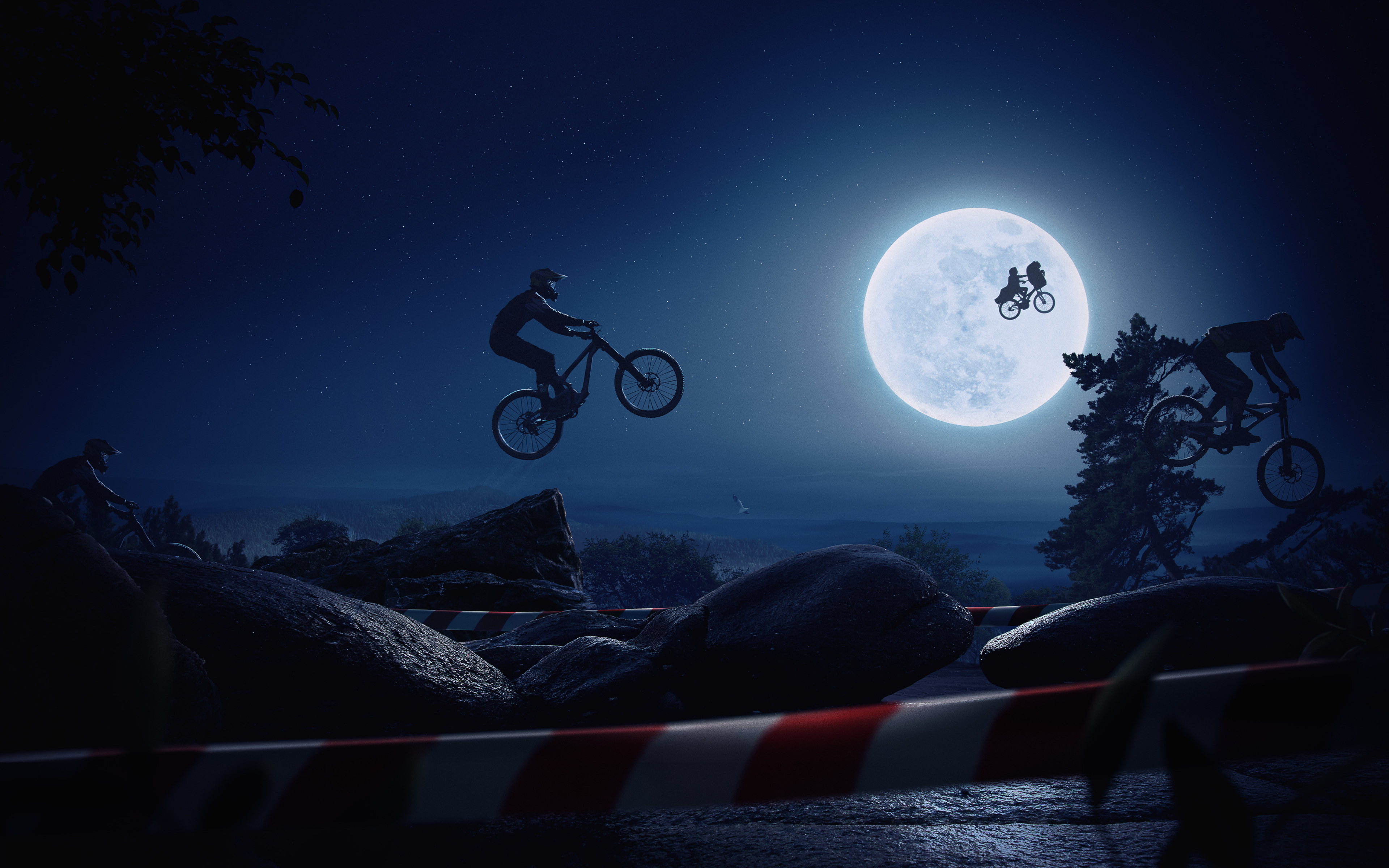 Напротив луны. Велосипед фэнтези. Велосипед на Луне. Велосипед в небе. Велосипедист в полнолуние.
