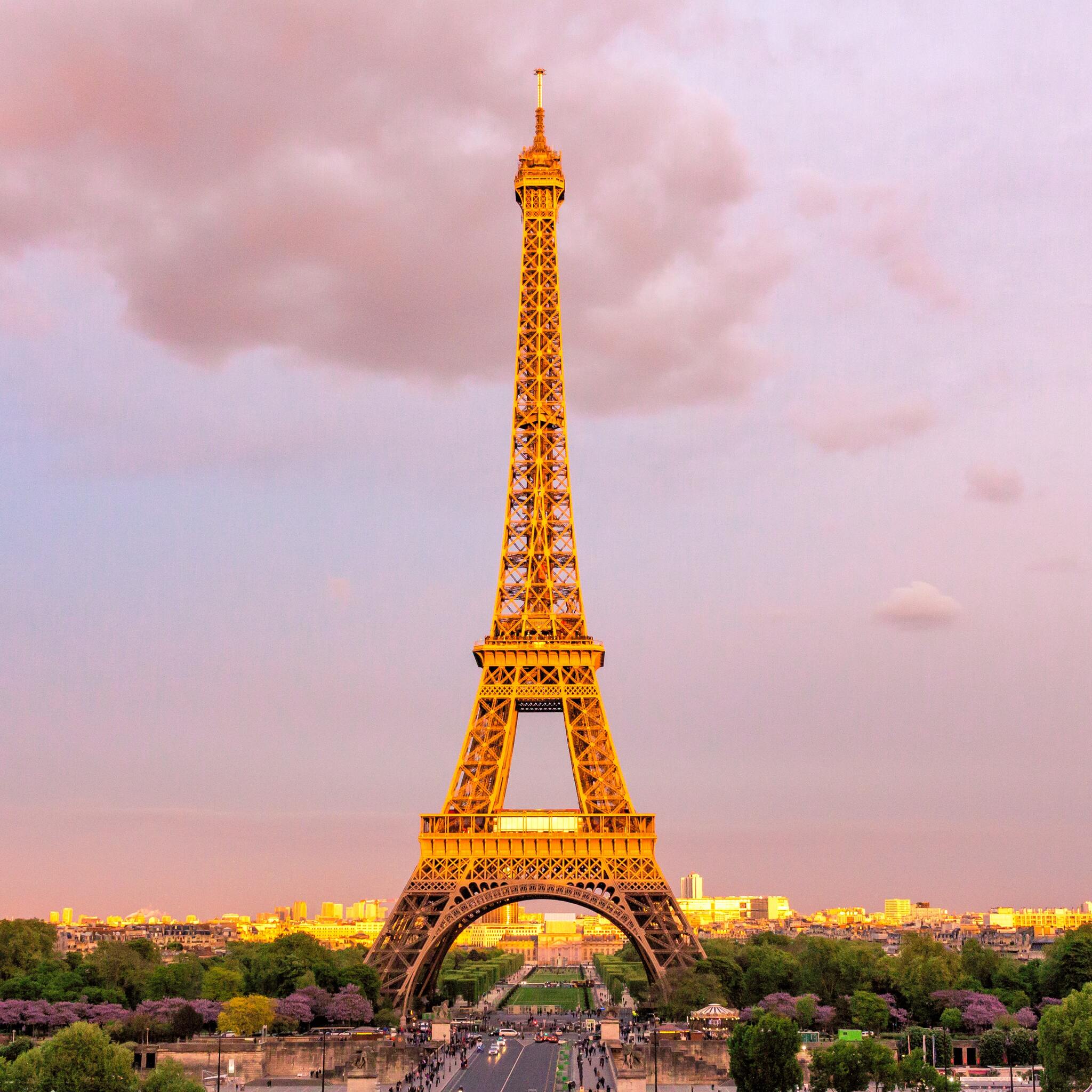 2048x2048 Eiffel Tower In Paris Ipad Air HD 4k Wallpapers Images  Backgrounds Photos and Pictures