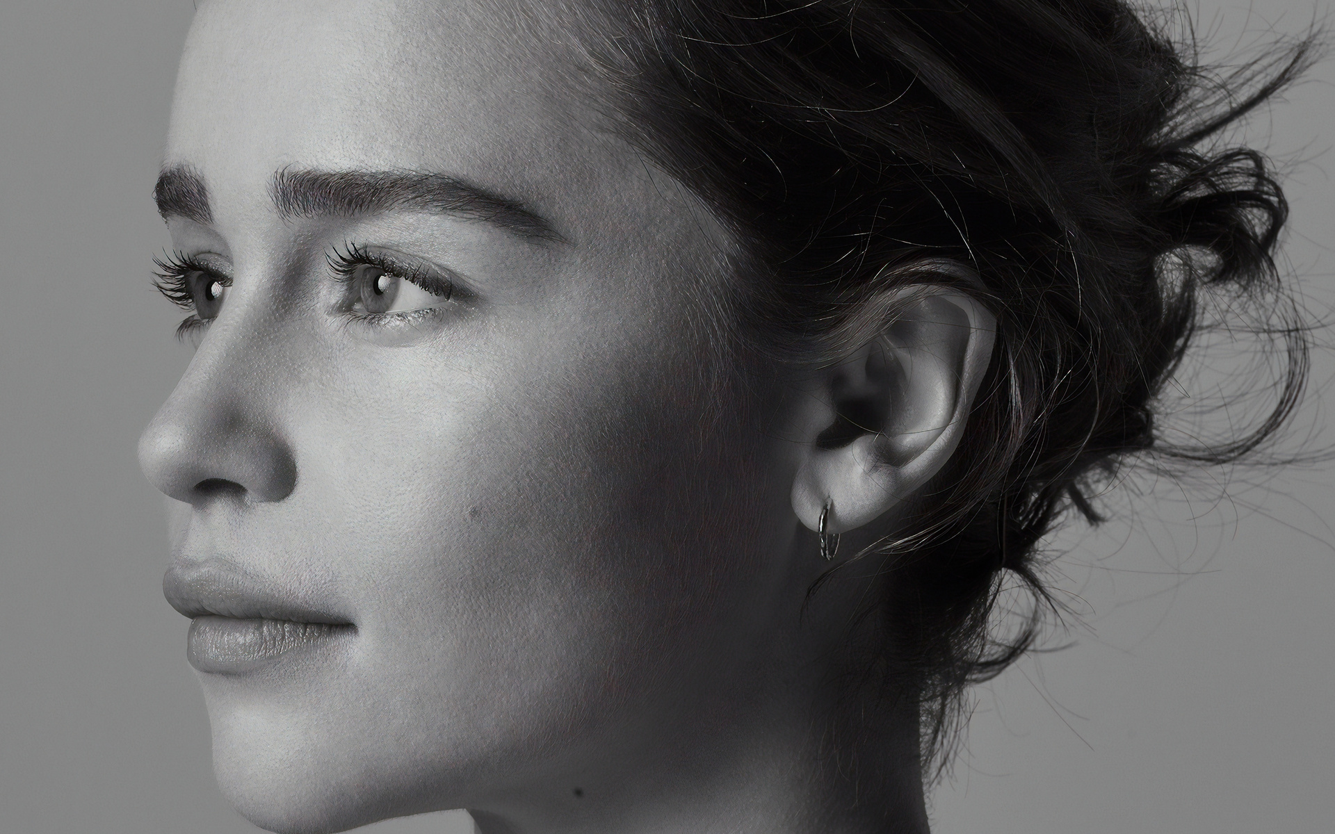 1920x1200 Emilia Clarke Portrait For Sameyou Charity 1080P Resolution ...