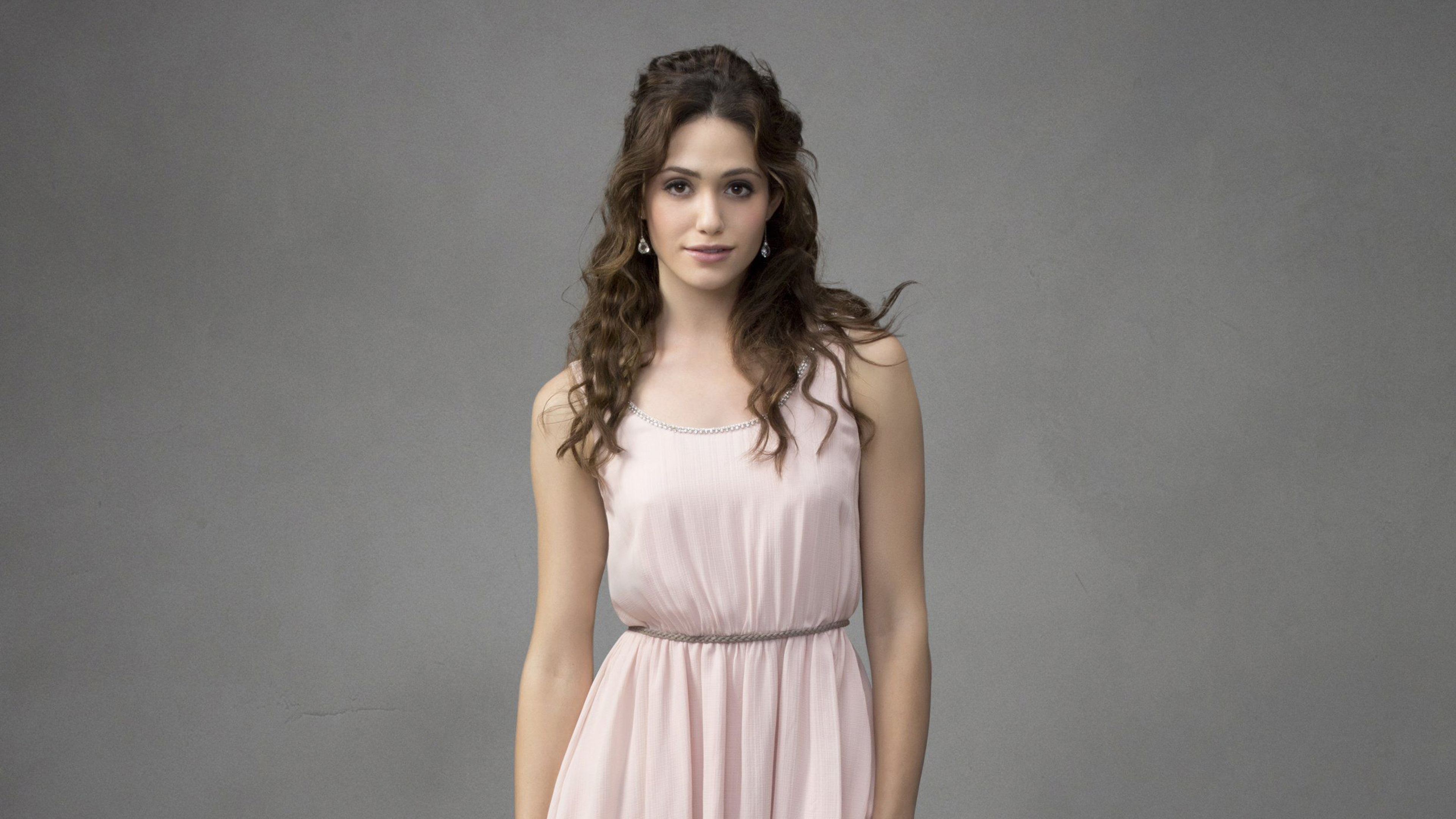 Emmy Rossum: The Actress Who Conquered Opera – And Your Heart - iq71wbm
