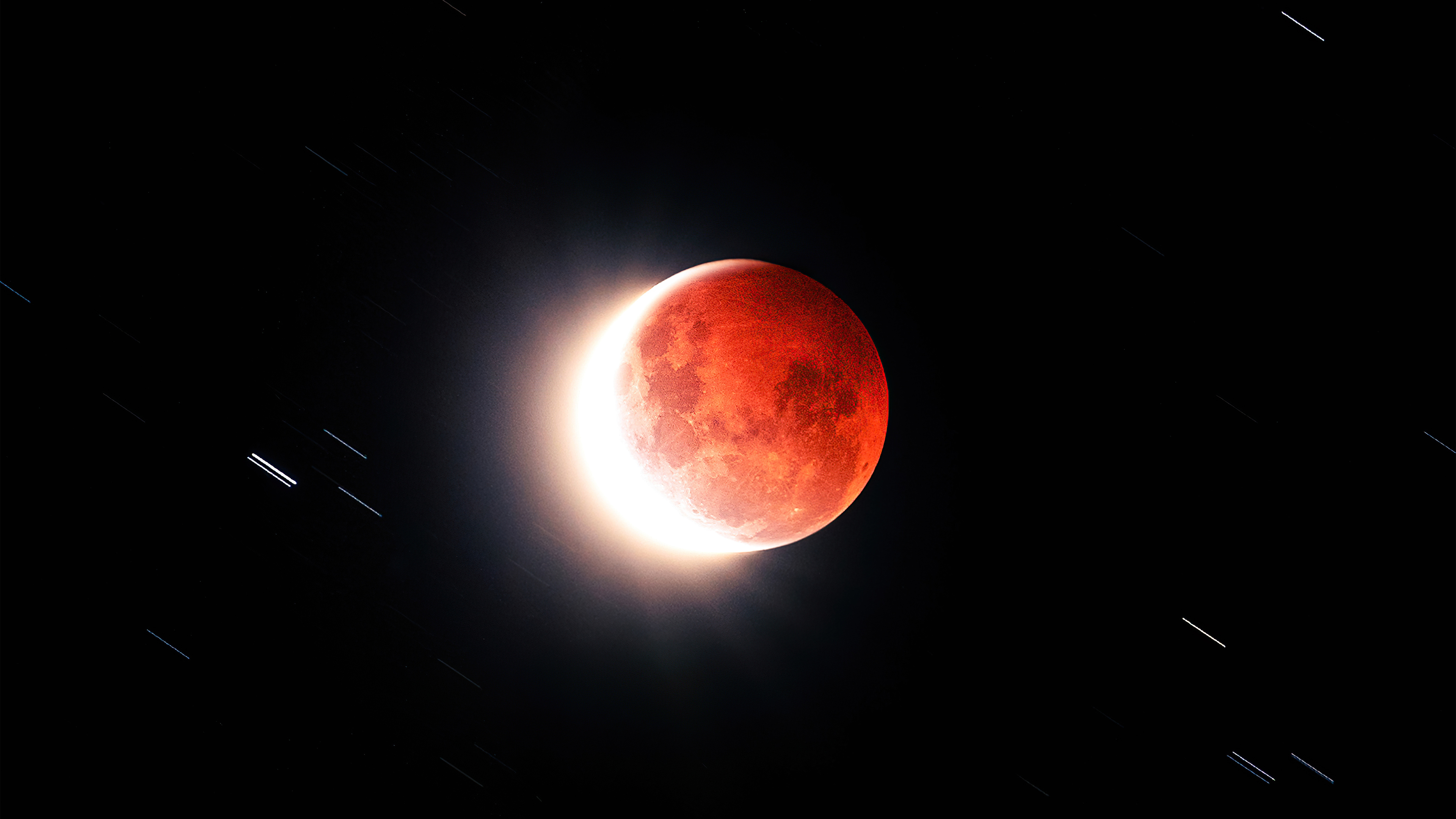 5 апреля 2024 луна. Кровавая Луна 2014. Кровавая Луна 2023. Пятно кровавой Луны. Кровавая Луна обои.