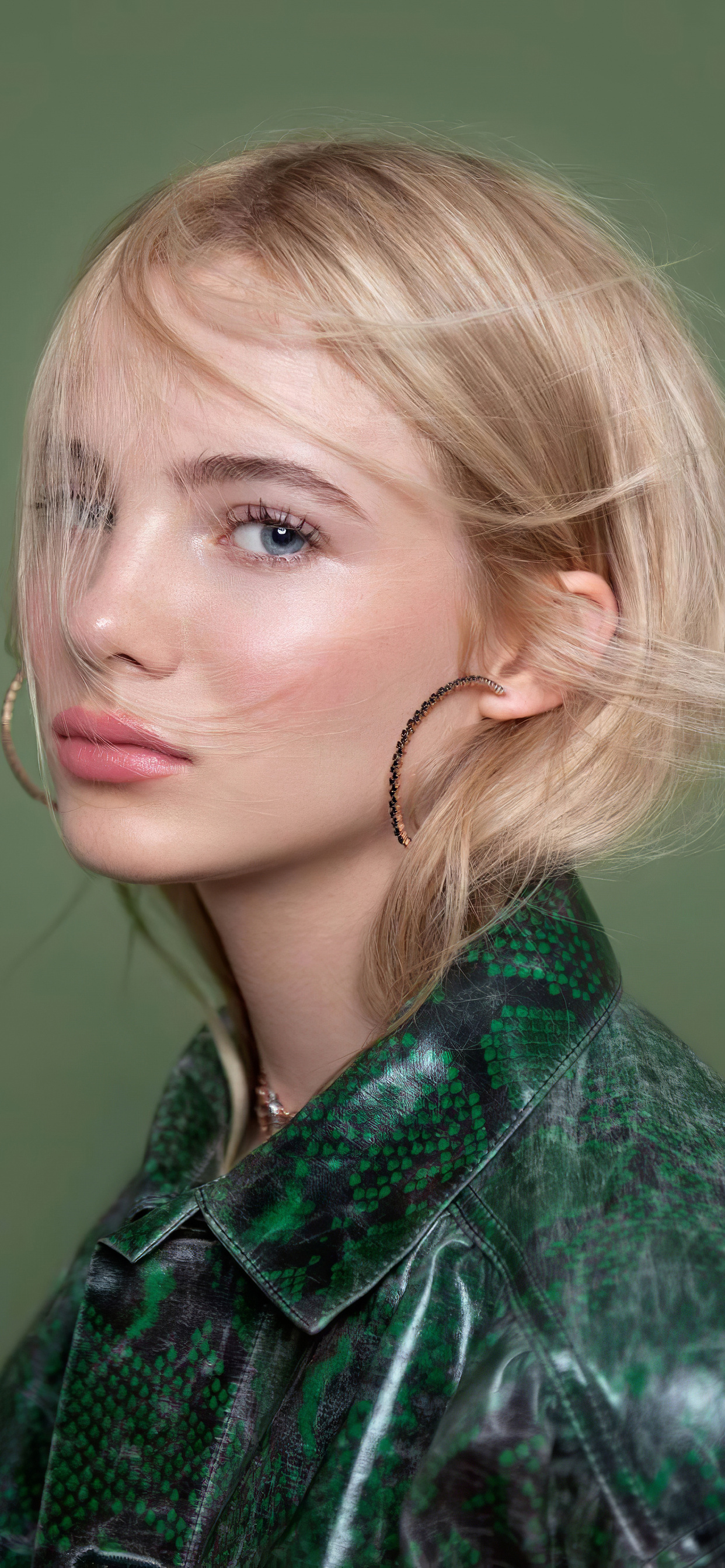 Freya Allan: High Quality Photoshoot Collection - ayqm3q5