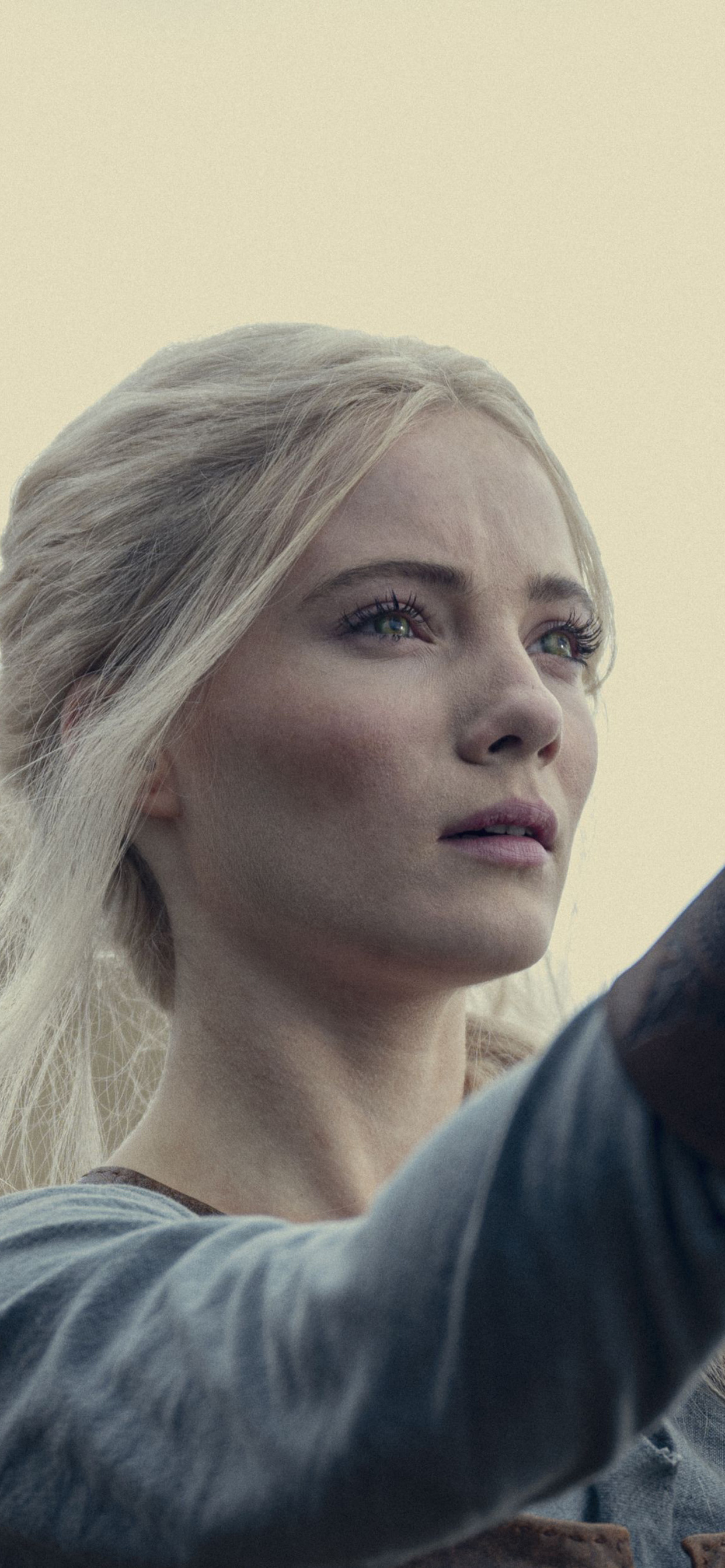 Unseen Witcher Footage: Anya & Freya Interview - ajeizn0