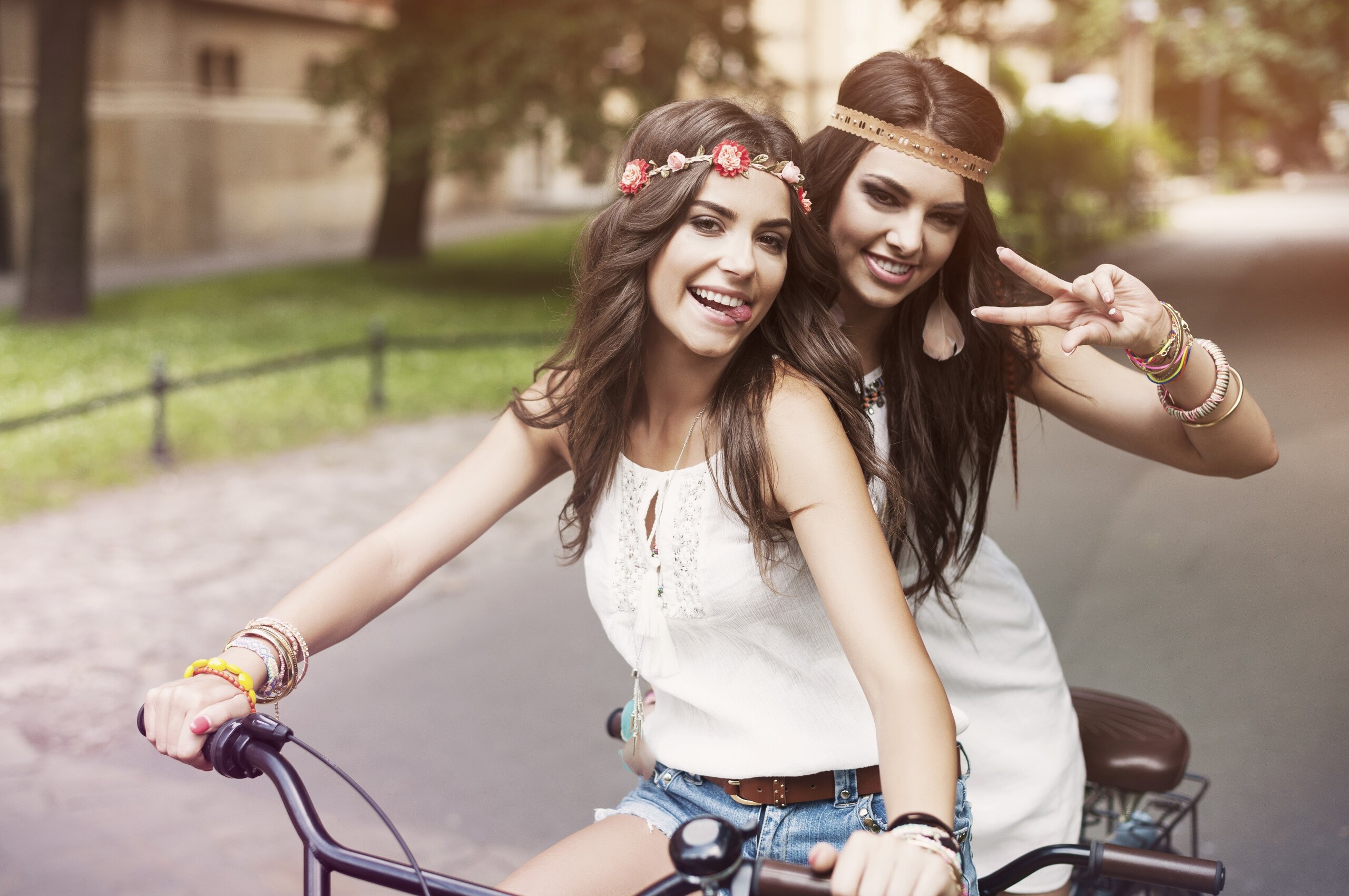 Girls on Cycle In 2560x1700 Resolution. girls-on-cycle.jpg. 