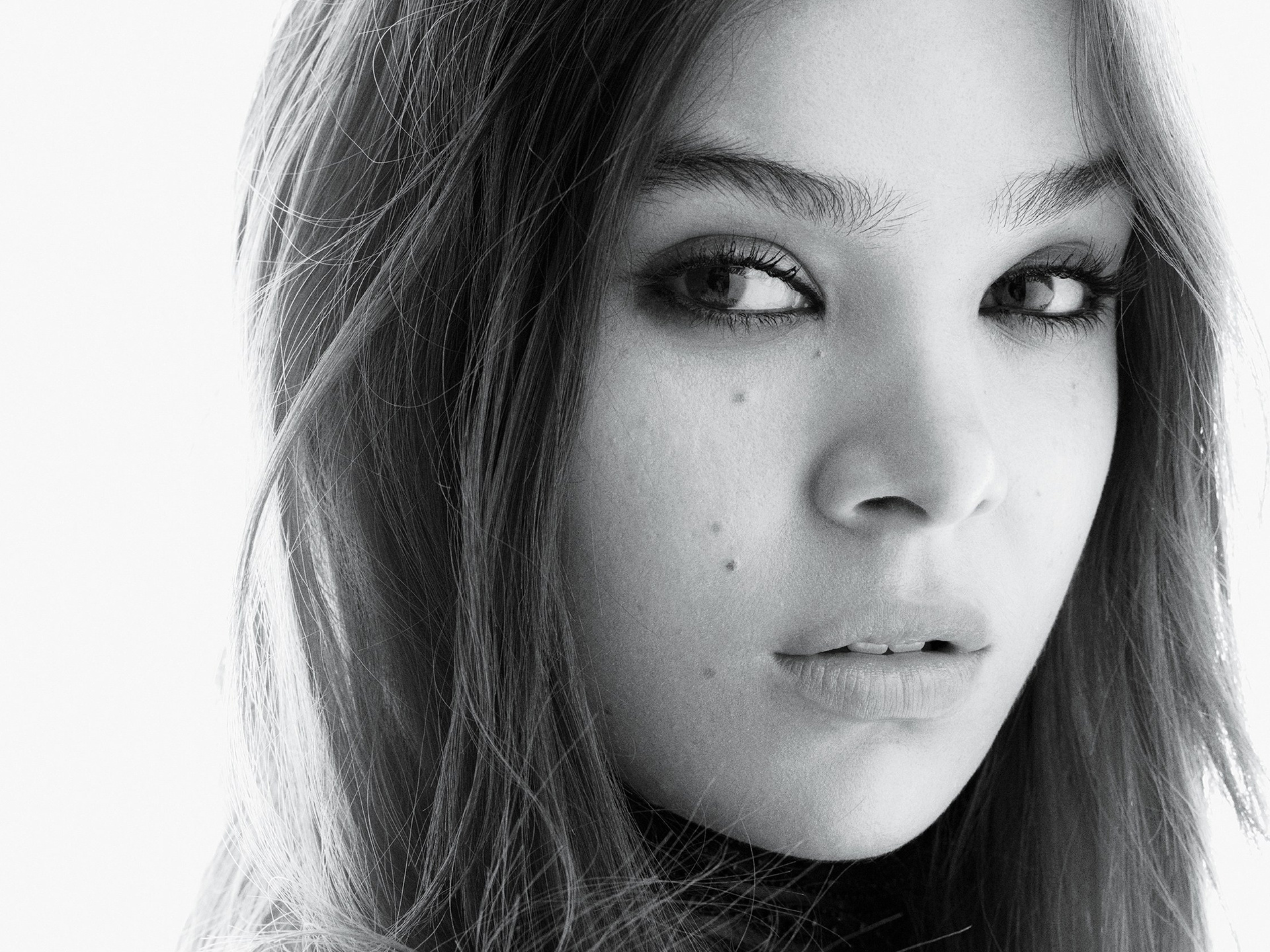 1920x1440 Hailee Steinfeld Black And White 1920x1440 Resolution HD 4k ...