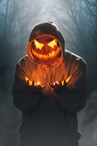 halloween-mask-boy-glowing-4k-ov.jpg
