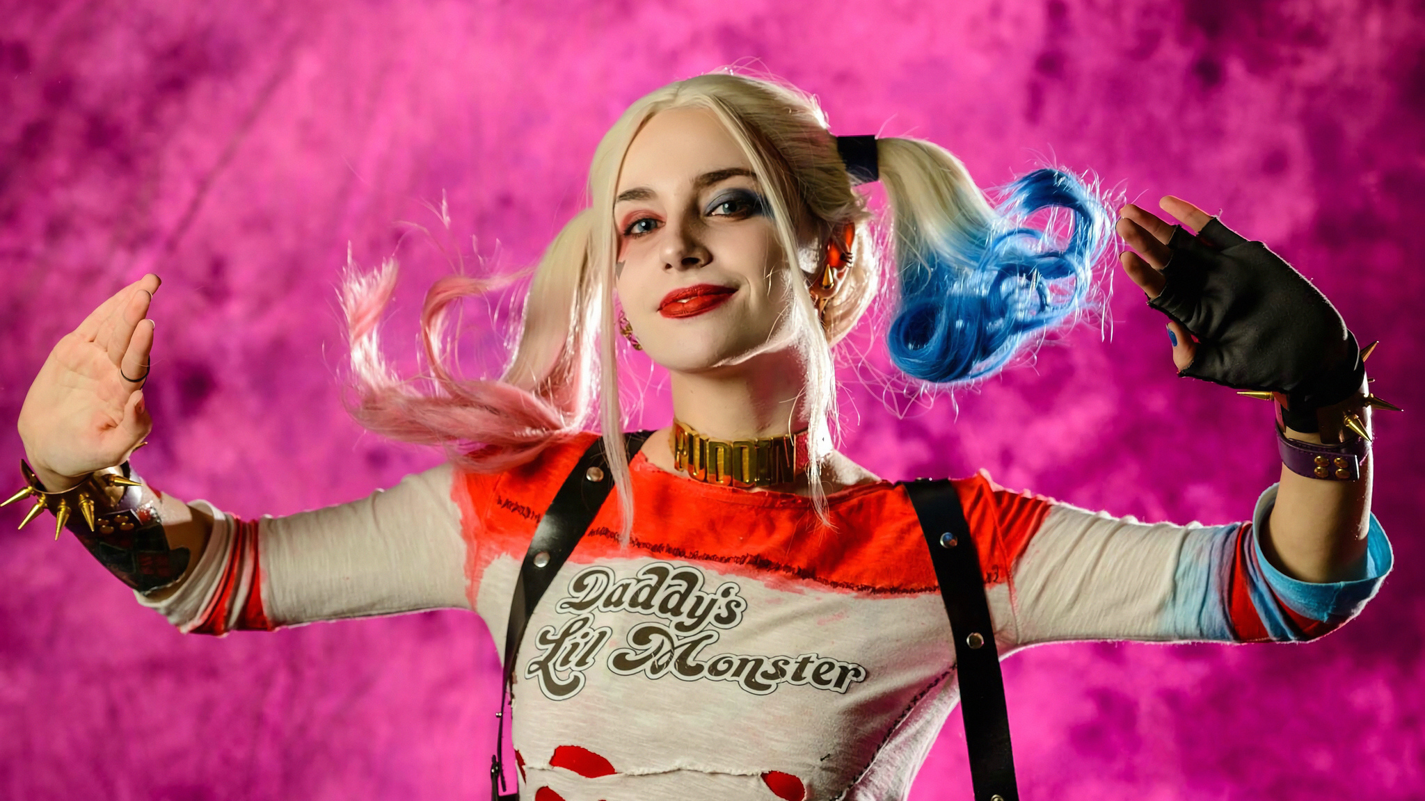 Harley Quinn Cosplay New 4k In 2048x1152 Resolution. harley-quinn-cosplay-n...