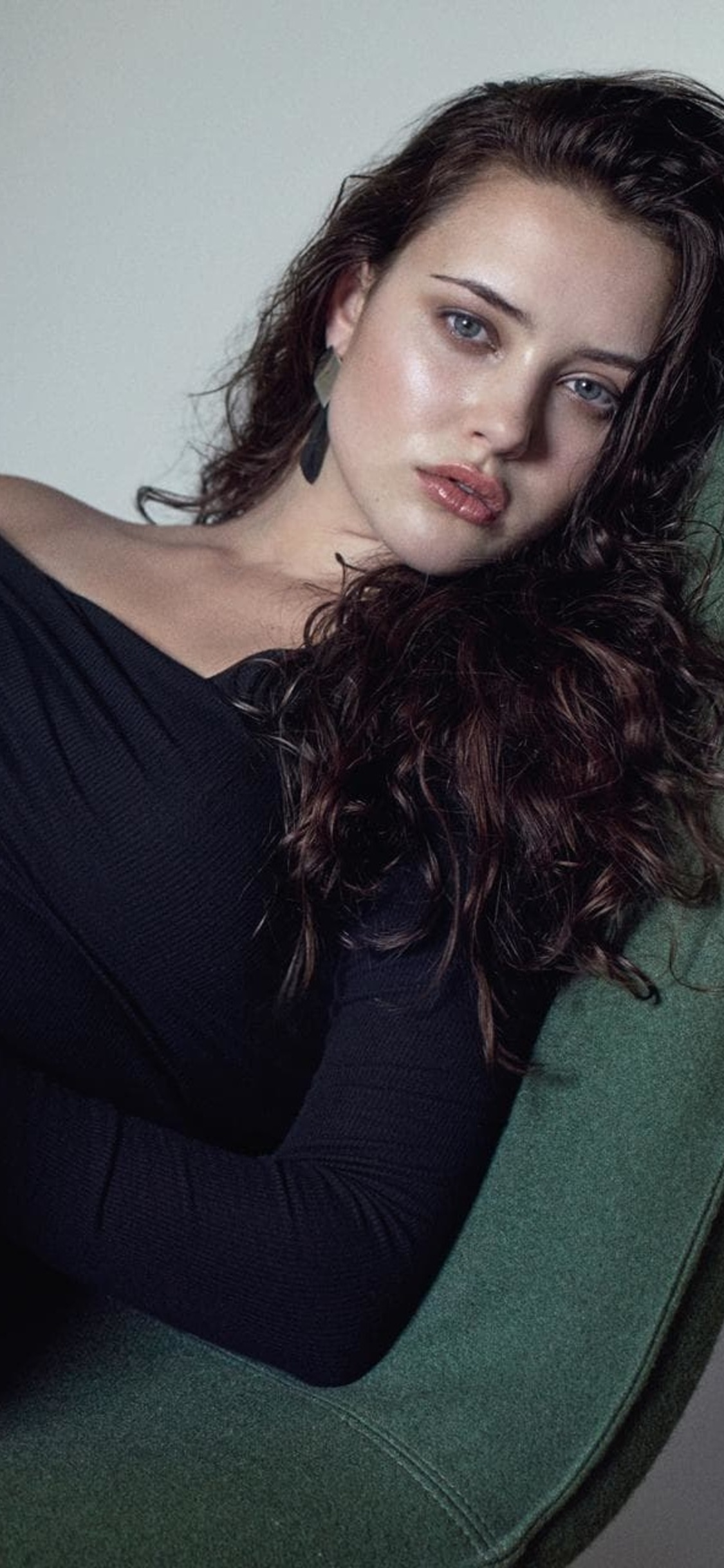 1125x2436 Katherine Langford Vogue 2018 Iphone XS,Iphone 10,Iphone X HD 4k  Wallpapers, Images, Backgrounds, Photos and Pictures