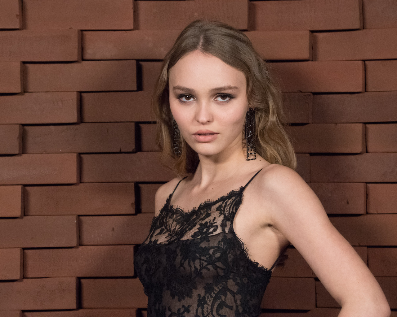 1280x1024 Lily Rose Depp 2017 1280x1024 Resolution HD 4k Wallpapers