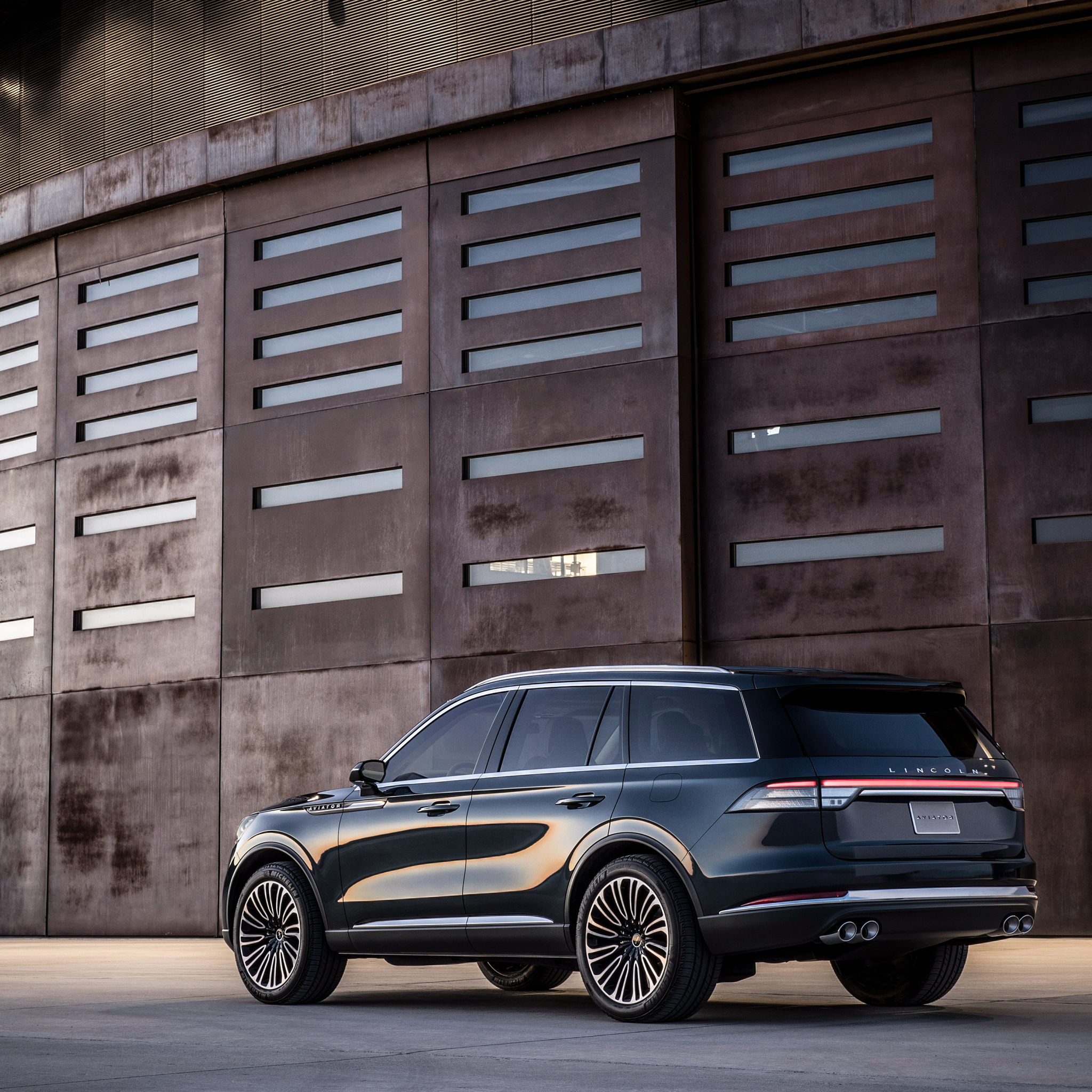 2048x2048 Lincoln Aviator 2018 Rear Ipad Air HD 4k Wallpapers, Images, Backgrounds, Photos and