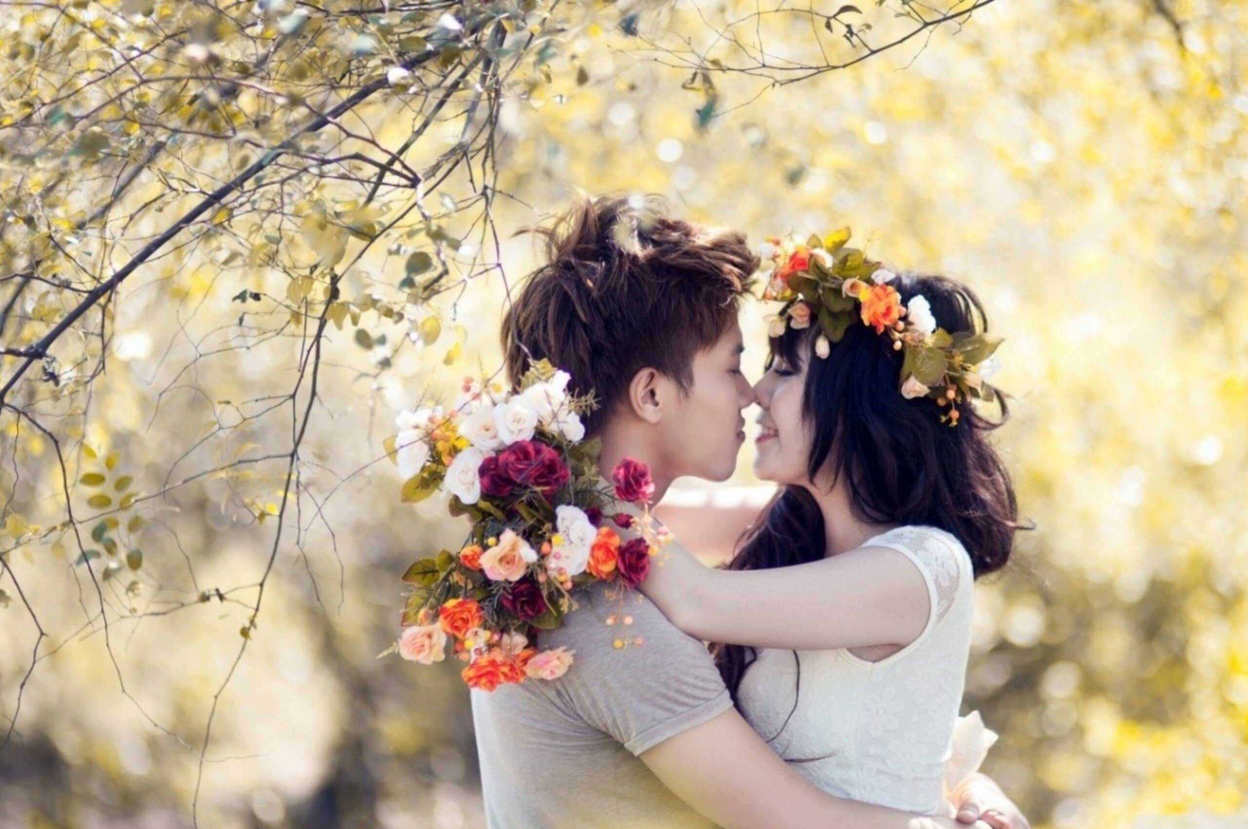 Kiss flowers. Весенняя любовь. Парочка цветов.