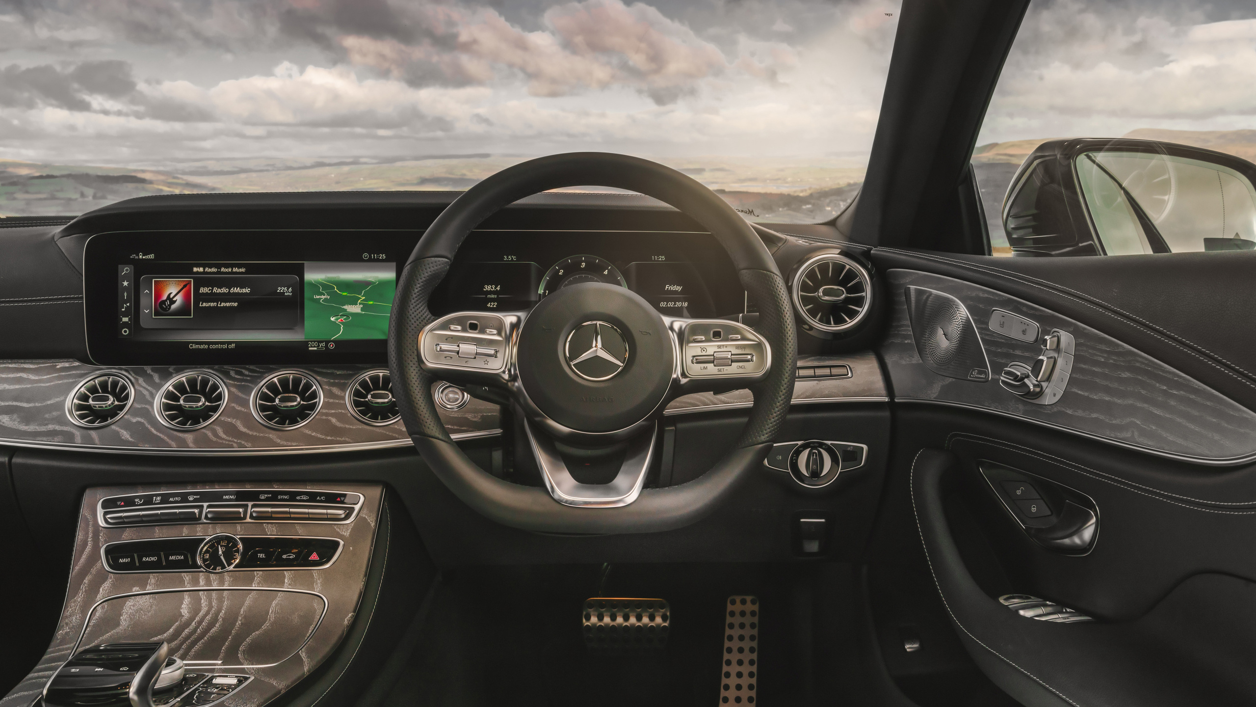 2560x1440 Mercedes Benz Cls 400 D Amg Interior 1440p