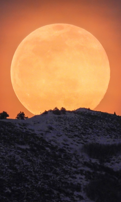 moon-rising-over-the-wasatch-mountains-mh.jpg