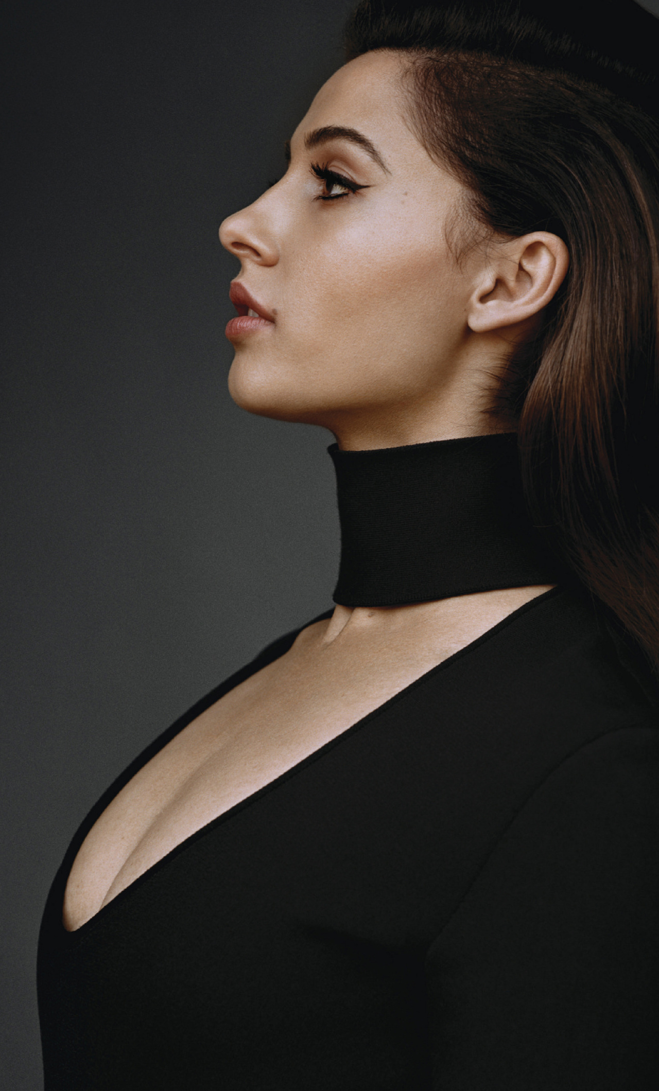 1280x2120 Naomi Scott W Magazine 4k iPhone 6+ HD 4k Wallpapers, Images