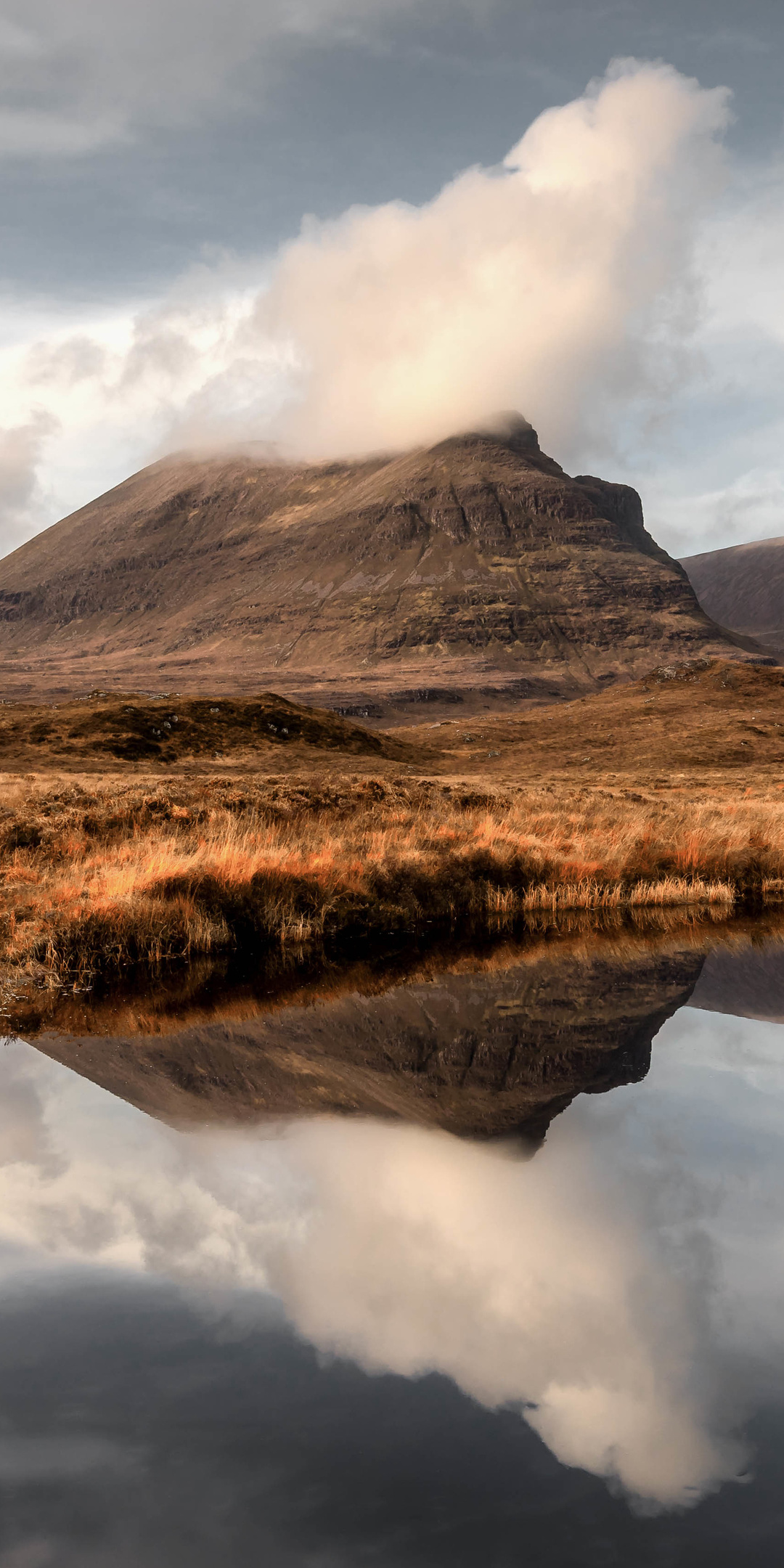 1080x2160 Reflections At Quinag Mountains 5k One Plus 5thonor 7xhonor
