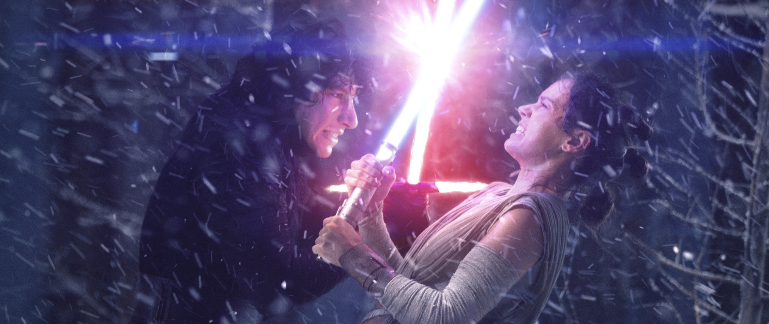 rey-and-kylo-ren-fighting-with-lightsaber-h3.jpg