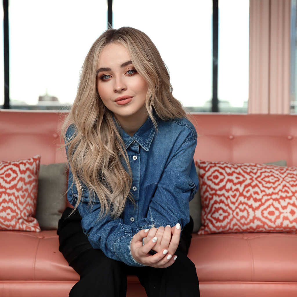 1024x1024 Sabrina Carpenter Sydney Portrait Shoot 2020 4k 1024x1024 ...