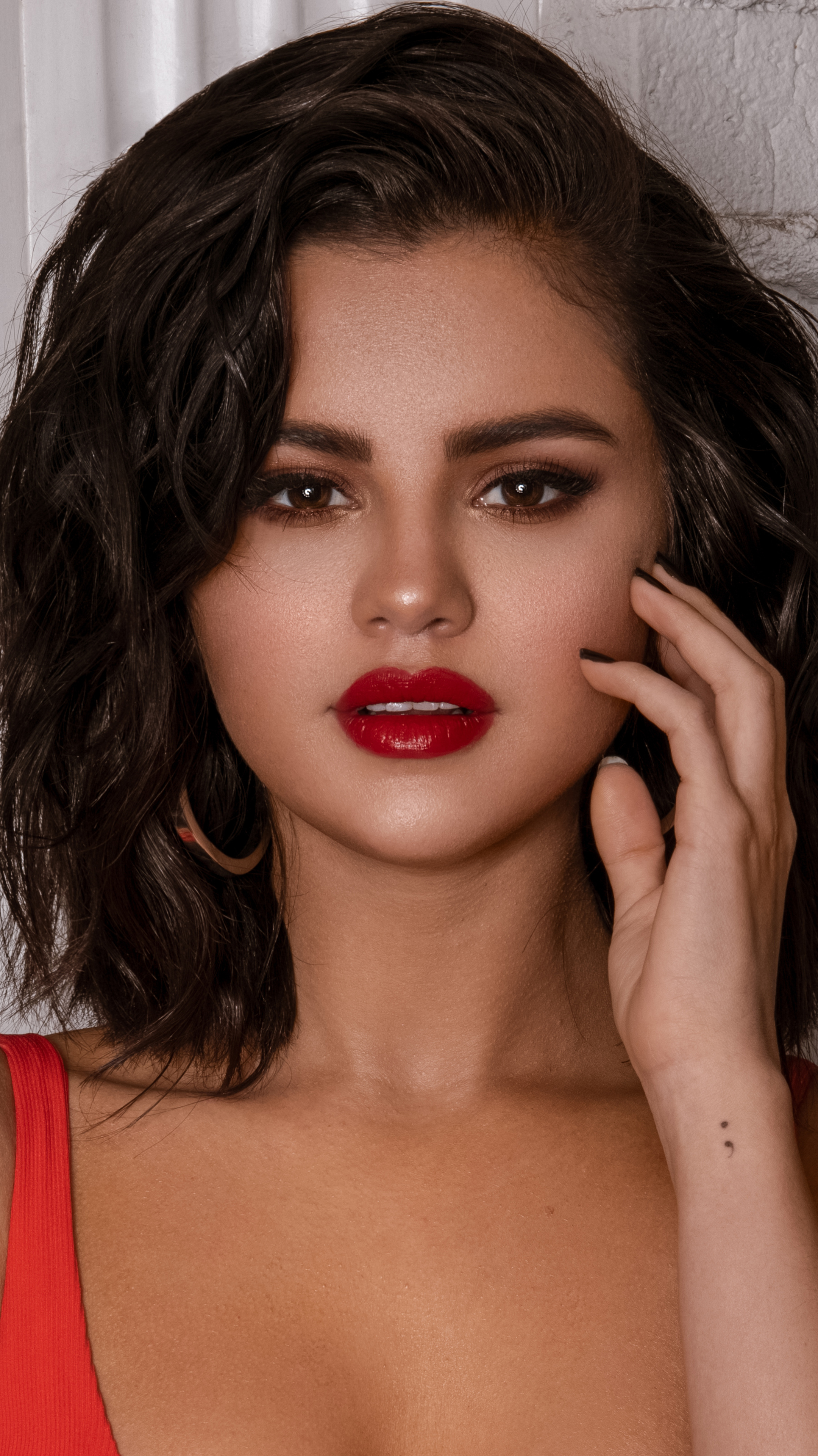 2160x3840 Selena Gomez 2019 Latest Sony Xperia X,XZ,Z5 ...