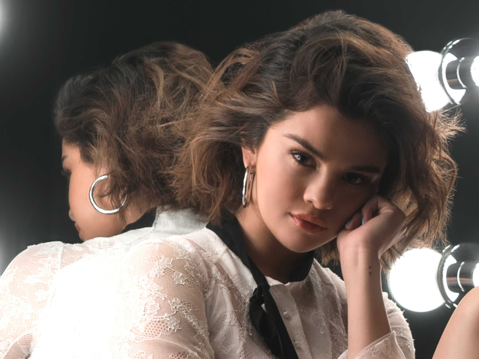 1600x1200 Selena Gomez Back To You Wallpaper 1600x1200 Resolution Hd 4k