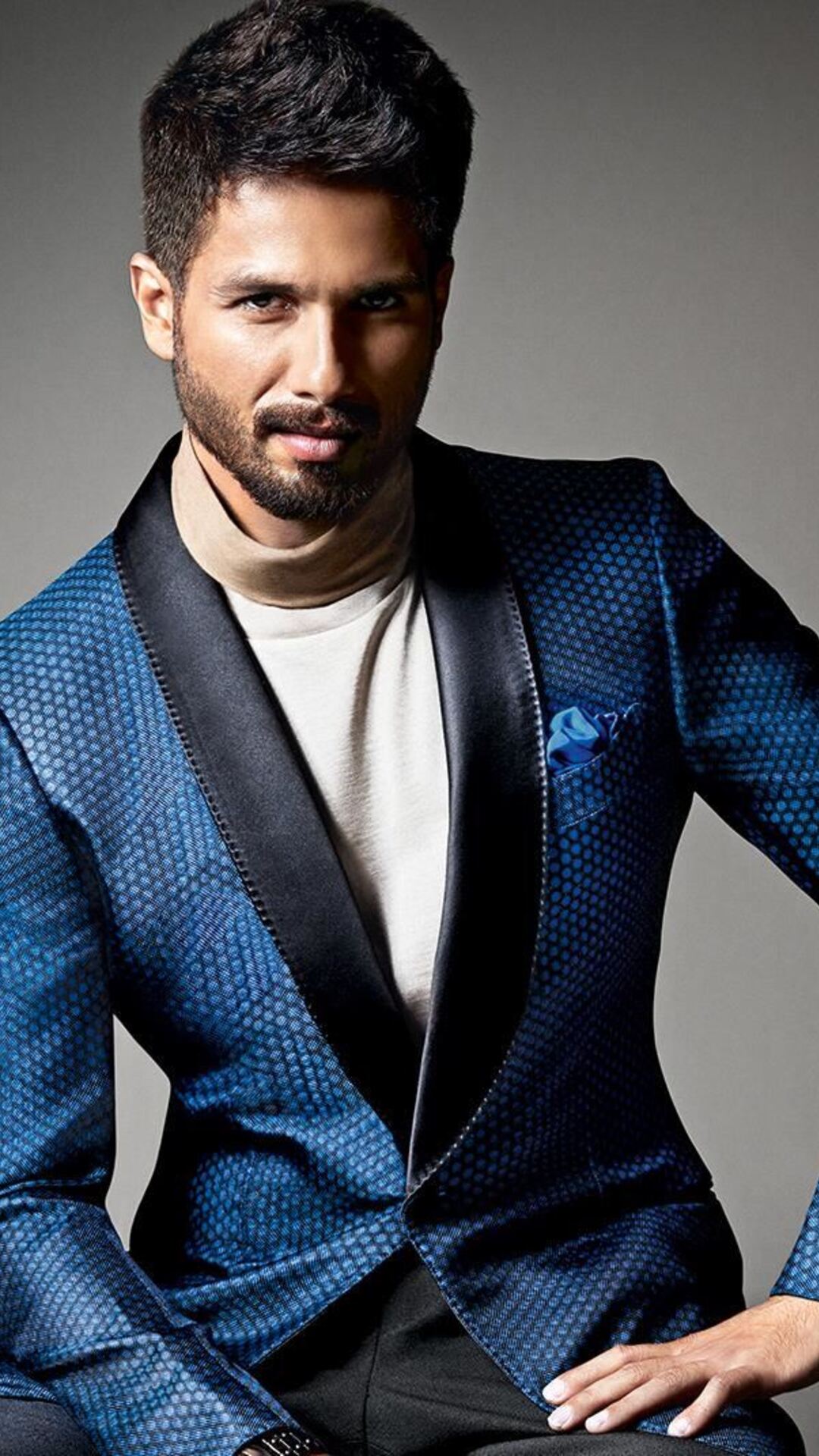 1080x1920 Shahid Kapoor Iphone 7,6s,6 Plus, Pixel xl ,One Plus 3,3t,5 HD 4k  Wallpapers, Images, Backgrounds, Photos and Pictures