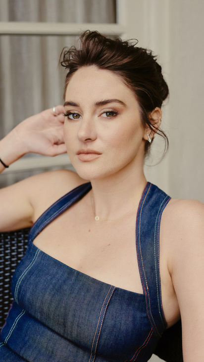 412x732 Shailene Woodley The New York Times Photoshoot 412x732 ...