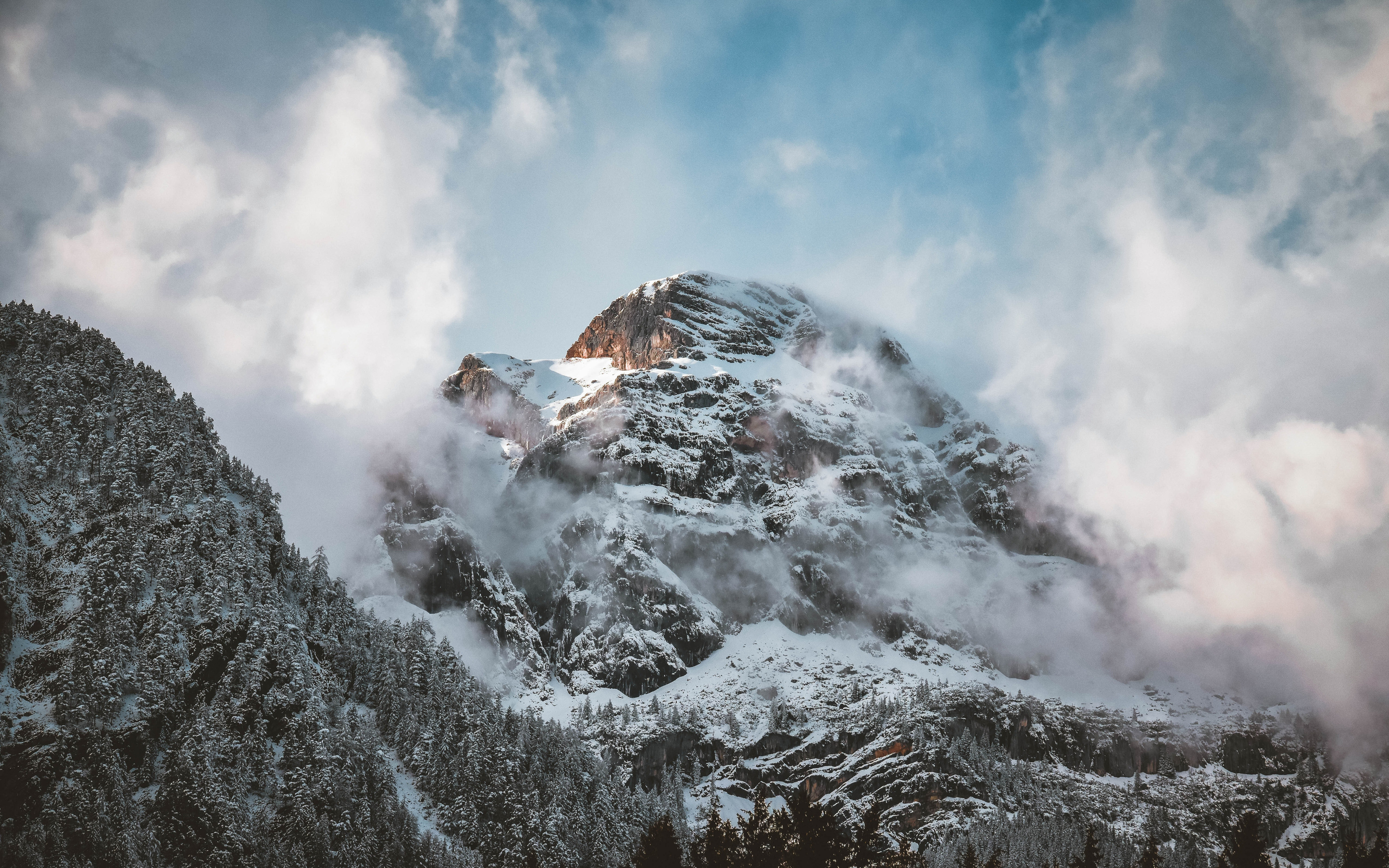 2880x1800 Snow Covered Mountain Peak 5k Macbook Pro Retina Hd 4k