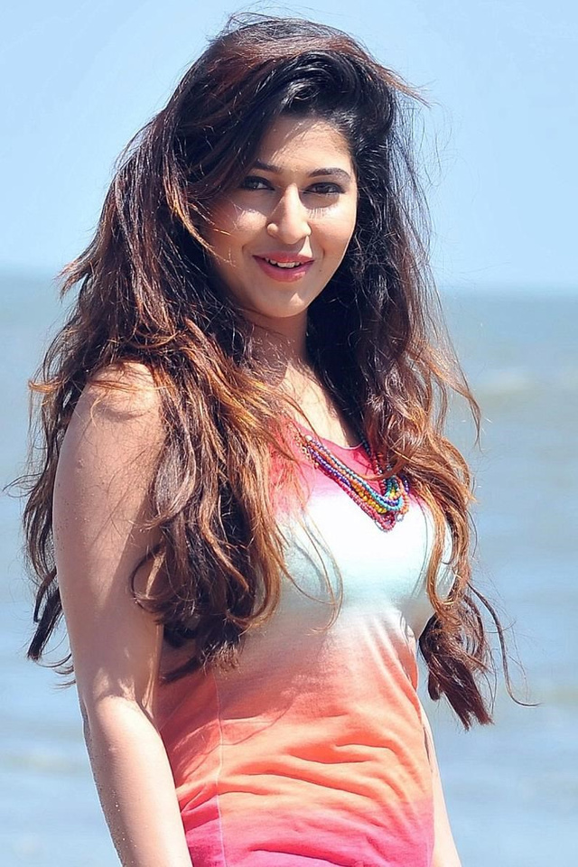 Sonarika Bhadoria Images