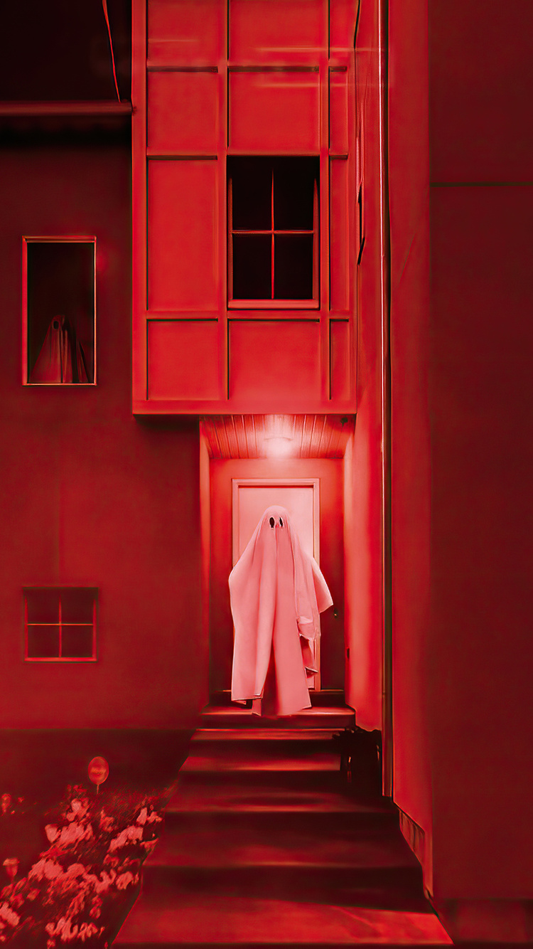 Spooky Ghost House Wallpaper In 750x1334 Resolution