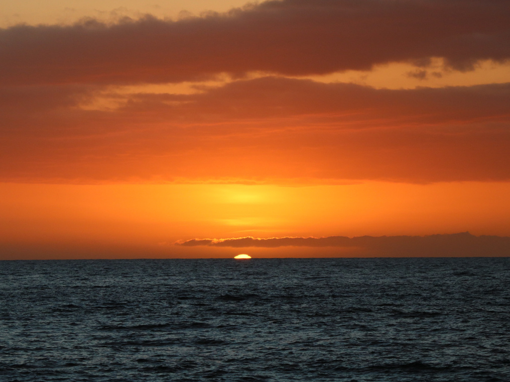 1024x768 Sunset Hawaii Orange Tropical Ocean Sea Water 5k Wallpaper ...