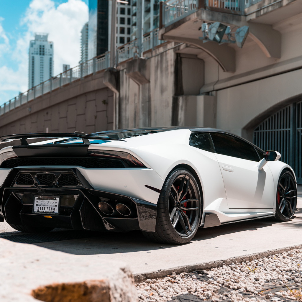 1024x1024 White Lamborghini Huracan 5k New 1024x1024 Resolution HD 4k ...