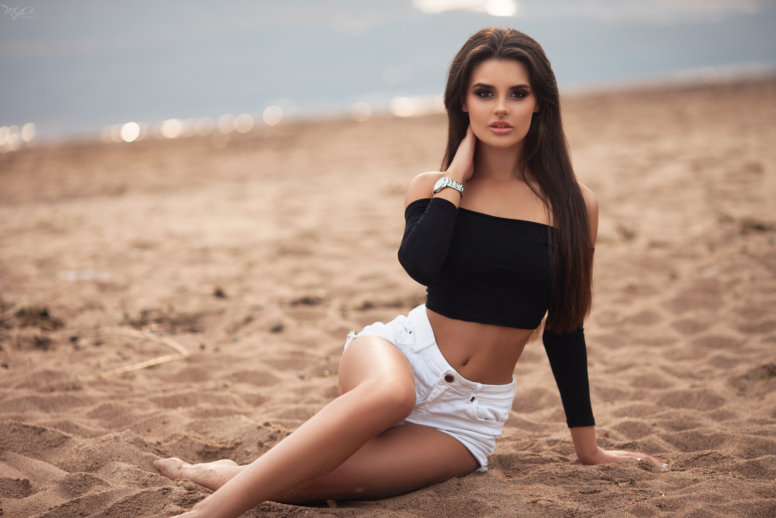 Beautiful Brunette Girl Sitting On Sand, HD Girls, 4k Wallpapers, Images,  Backgrounds, Photos and Pictures