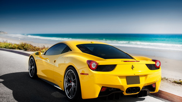 2016 Ferrari 458 Wallpaper