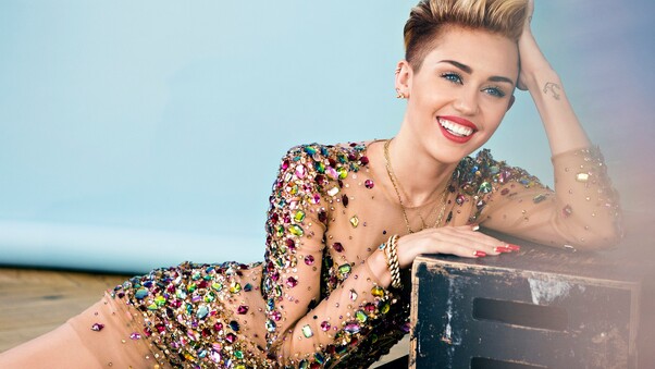 2016 Miley Cyrus Wallpaper