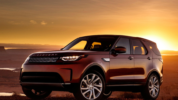 2017 Land Rover Discovery Wallpaper