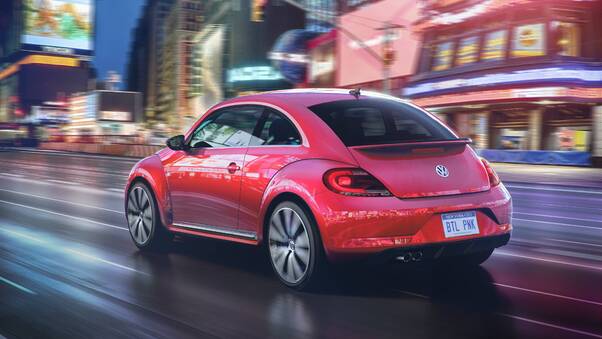2017 Volkswagen Pink Beetle Model Wallpaper