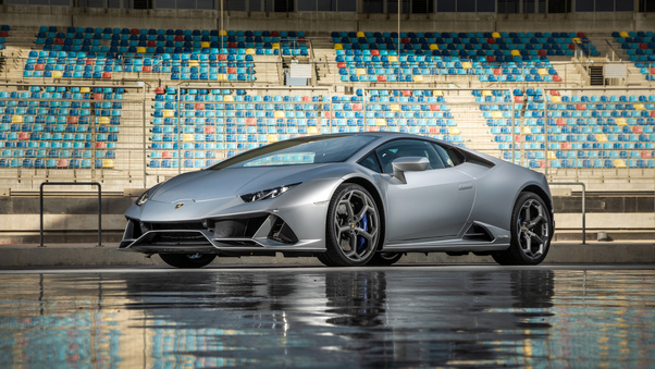 2019 Lamborghini Huracan Evo Wallpaper