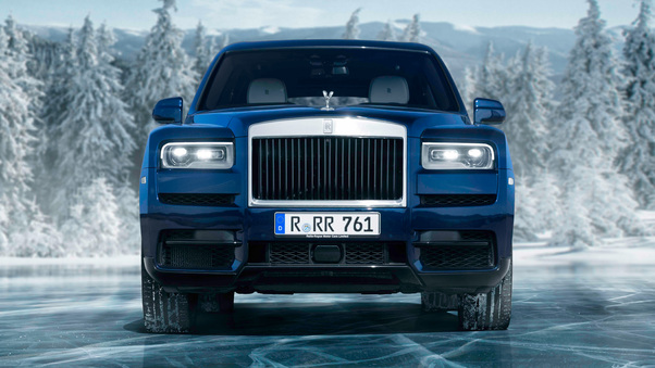 2023 Rolls Royce Cullinan Frozen Lakes Wallpaper
