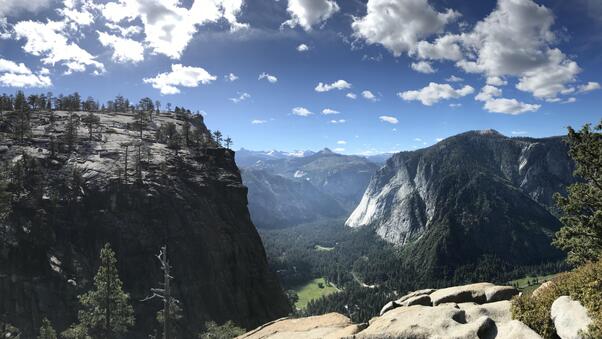 8k Yosemite Valley Wallpaper