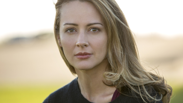 Amy Acker The Gifted Wallpaper